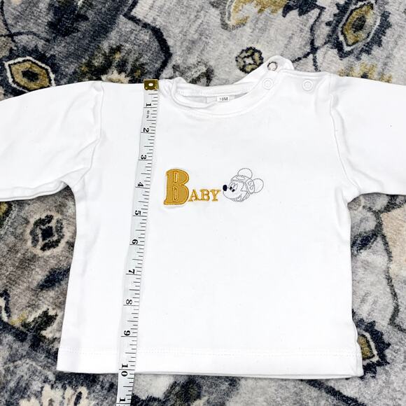 Matching Mickey Mouse shirts - Picture 5 of 6